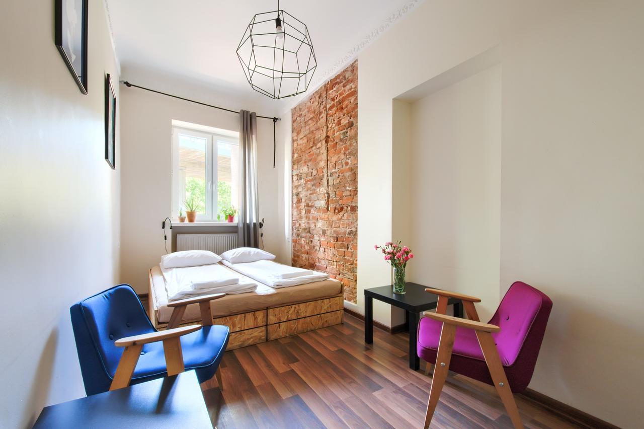 Lull Hostel وارسو المظهر الخارجي الصورة