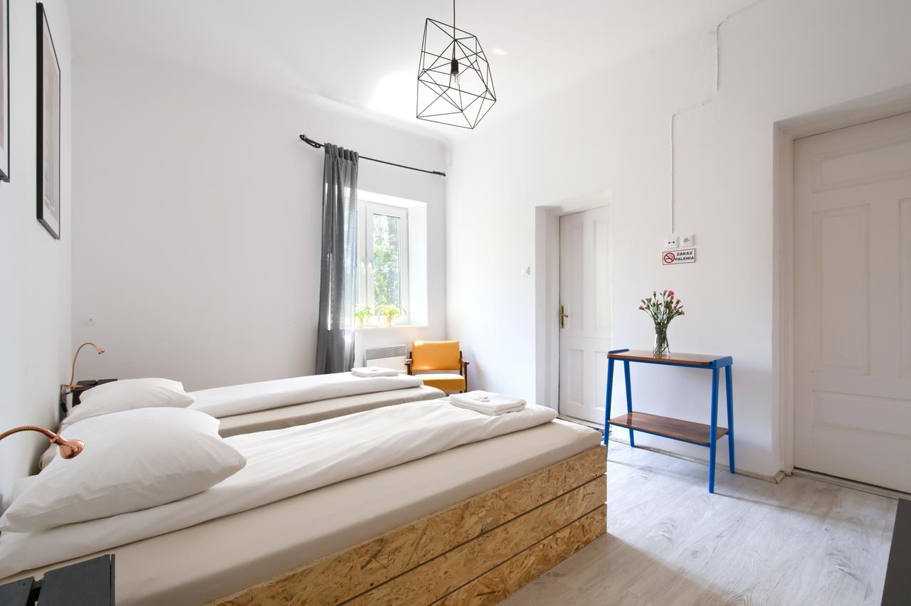 Lull Hostel وارسو المظهر الخارجي الصورة