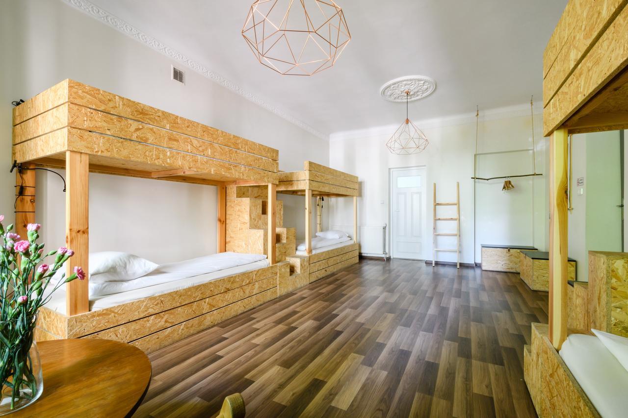 Lull Hostel وارسو المظهر الخارجي الصورة