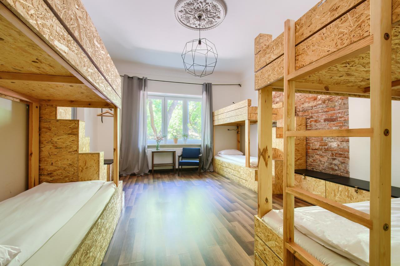 Lull Hostel وارسو المظهر الخارجي الصورة